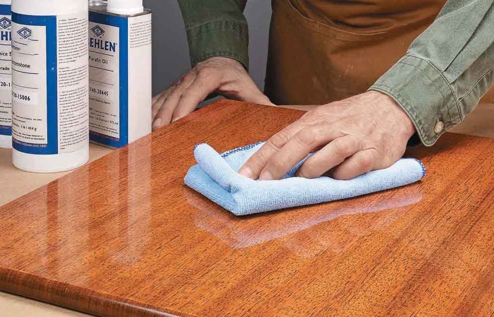 high gloss finish wooden stain